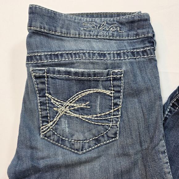 Silver Jeans Womens 29 Tuesday Capri Distressed Medium Wash Blue Denim - Picture 3 of 12